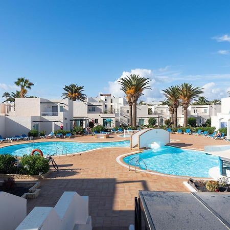 Homeforguest Apartamento 15 Con Terraza Y Piscina En Κοραλέχο Εξωτερικό φωτογραφία