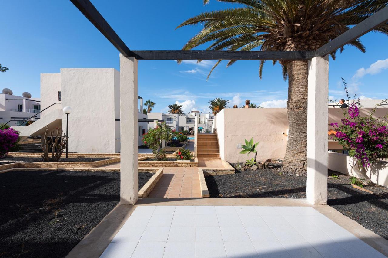 Homeforguest Apartamento 15 Con Terraza Y Piscina En Κοραλέχο Εξωτερικό φωτογραφία