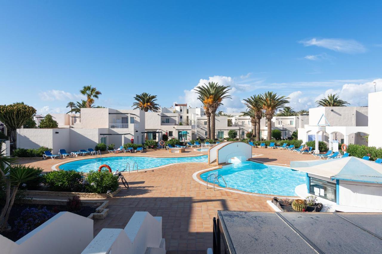 Homeforguest Apartamento 15 Con Terraza Y Piscina En Κοραλέχο Εξωτερικό φωτογραφία